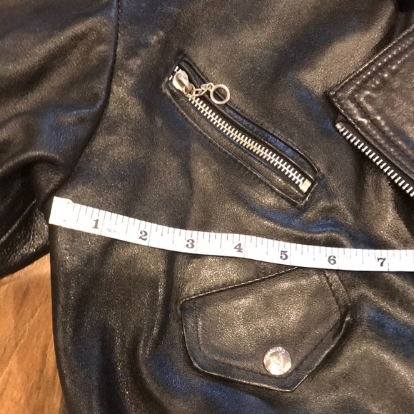 Women’s size medium leather trench jacket!! - Picture 6 of 8